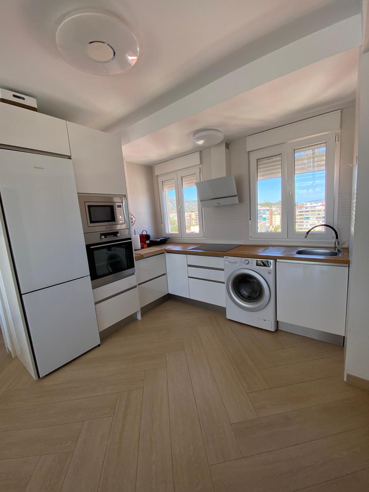 Precioso Apartamento Con Piscina Torremolinos Luaran gambar